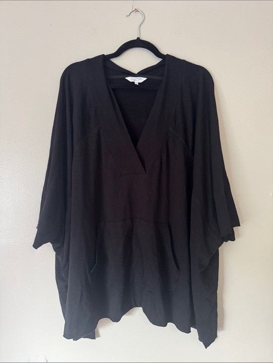 Soma Tops - Soma Black V-Neck Ribbed Trim Top